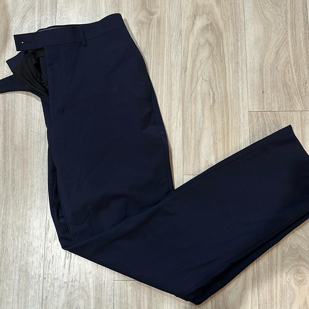 Calvin Klein dress pants size 33x32